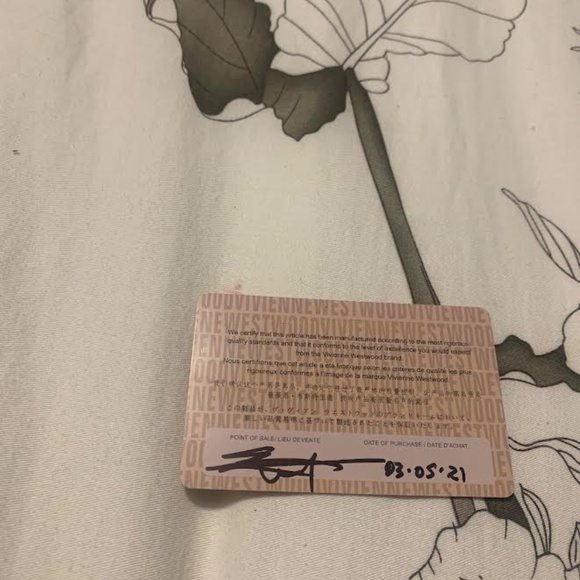 Vivienne Westwood Silver Heart Ring - Picture 8 of 8